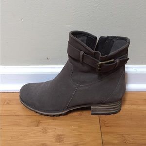 Ladies Clarks Suede Boots